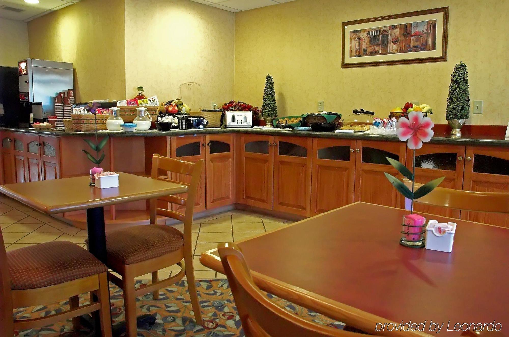 Holiday Inn Express Hotel & Suites Boston - Marlboro By Ihg Hudson Exterior photo