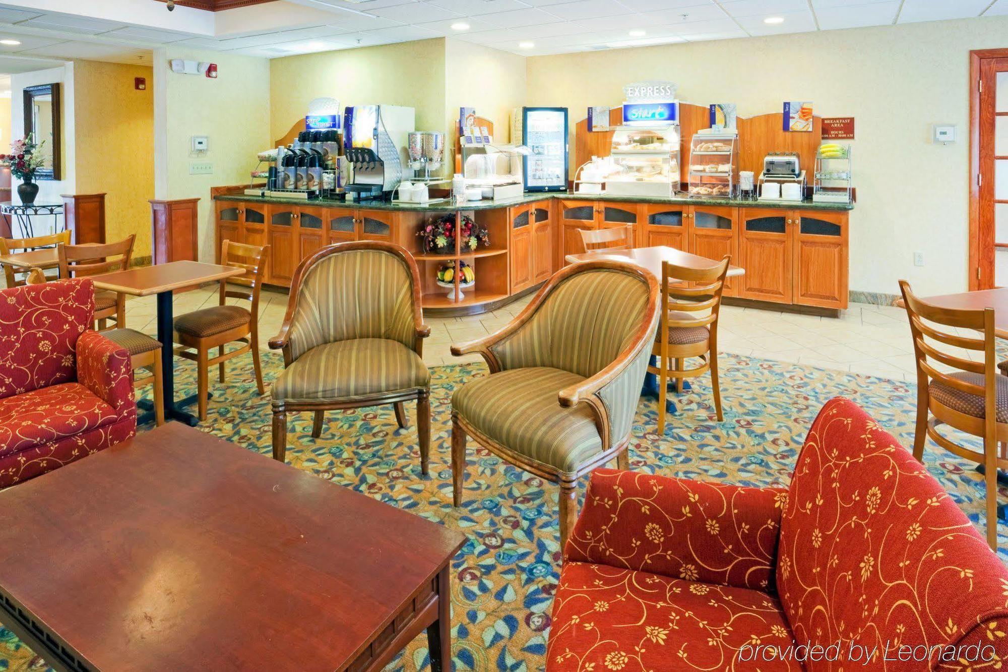 Holiday Inn Express Hotel & Suites Boston - Marlboro By Ihg Hudson Exterior photo